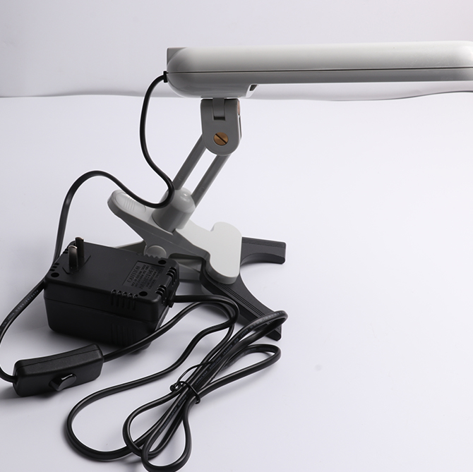 Lamp fixture with power cable for uvb 311 9w lamp